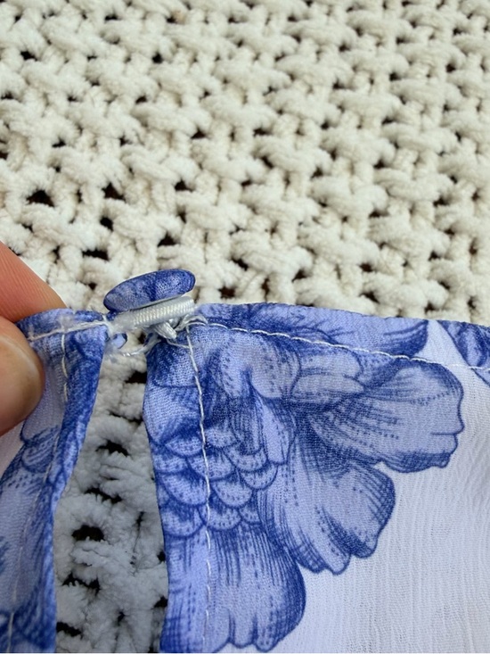 Showpo Blue and White Floral Mini Dress Spring Flowy A Line Wrap Tie Lined - Picture 10 of 11